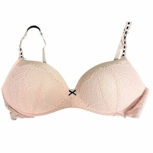 Victoria's Secret Dream Angels Padded No Wire Bra in Blush‎ Pink